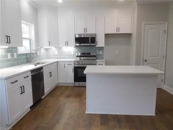 Winston-salem, NC 27106,4391 Old Town DR
