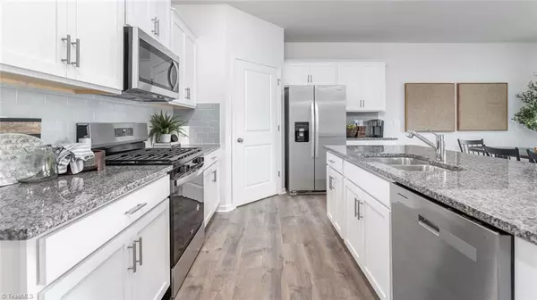 Lexington, NC 27295,283 Falcon LN
