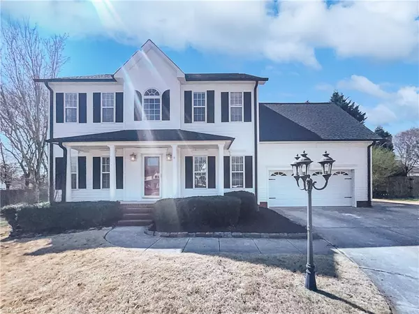 3604 Oak Field CT, High Point, NC 27265