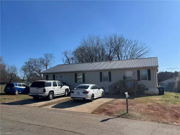 Lexington, NC 27292,Address not disclosed