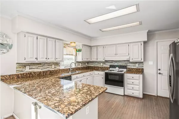 King, NC 27021,112 King Arthur DR