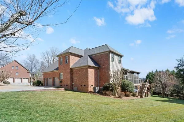 Winston-salem, NC 27106,482 Paigebrook DR