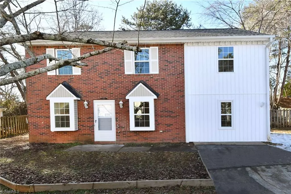 Clemmons, NC 27012,712 Pilgrim Ford CT