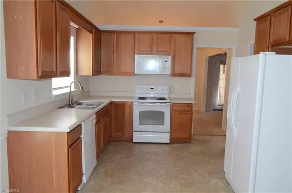 Kernersville, NC 27284,718 Pecan Ridge CIR