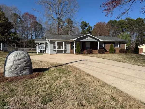 Kernersville, NC 27284,4745 Nokomis DR