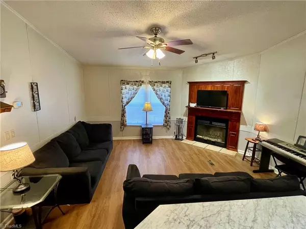 Thomasville, NC 27360,3151 River Ridge LN