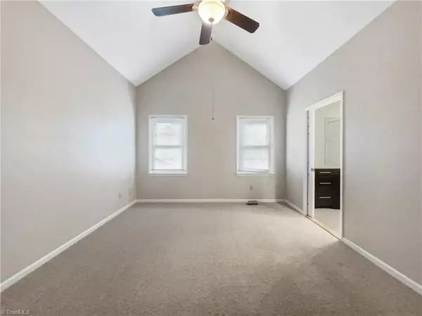 Winston-salem, NC 27104,4205 Club Pointe CT