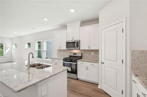 Mocksville, NC 27028,208 Nelson Creek RD