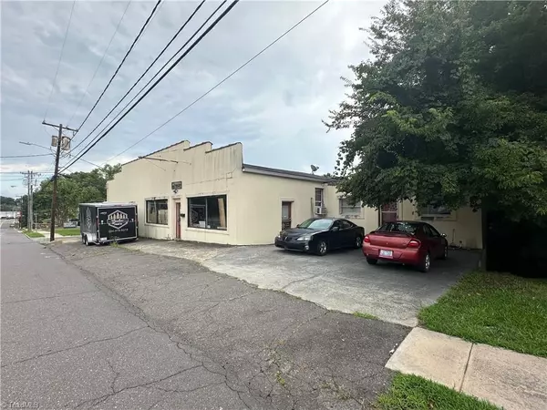 Mocksville, NC 27028,162 E Depot ST