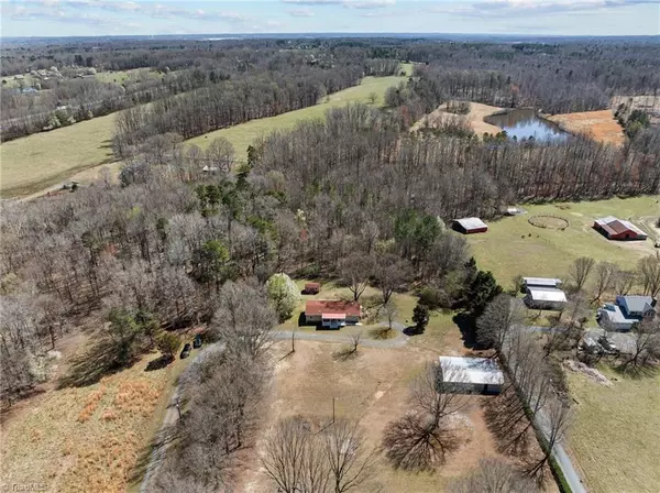 Climax, NC 27233,6509 Monnett RD