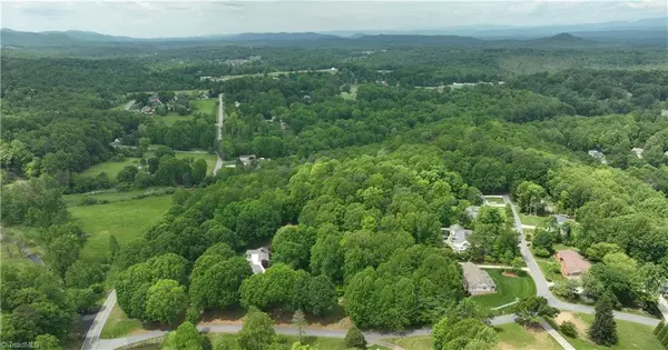 Wilkesboro, NC 28697,000 Country Club RD