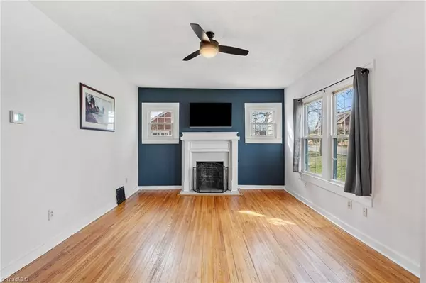 Hillsville, VA 24343,1115 North Main ST