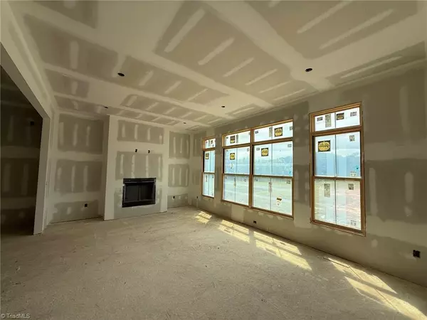 Greensboro, NC 27455,5222 N Church ST #C