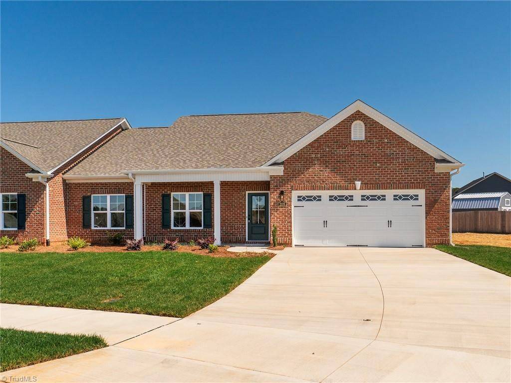 2376 Whelen DR, Graham, NC 27253