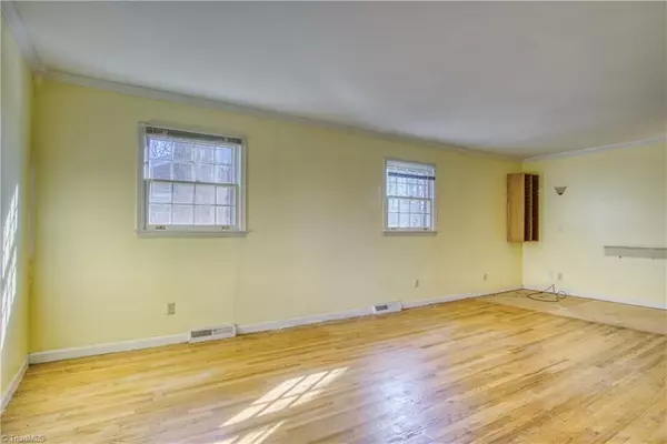 Greensboro, NC 27410,4713 Kingswood DR