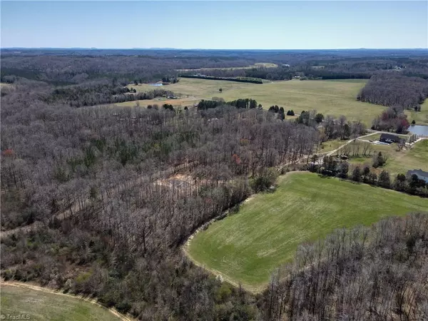 Mocksville, NC 27028,152 Paw Paw LN