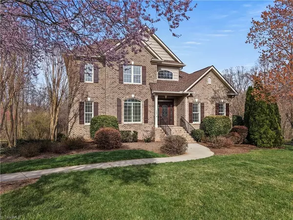 469 Spring Lake Farm CIR, Winston-salem, NC 27101