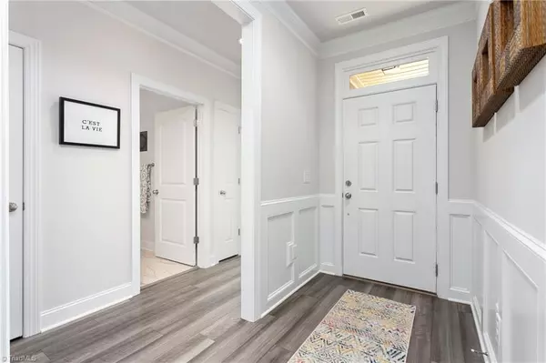 Mebane, NC 27302,1053 Beechcraft DR #124