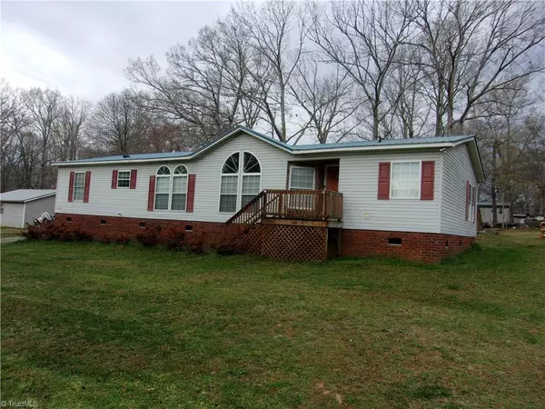 Randleman, NC 27317,5011 Wells LN