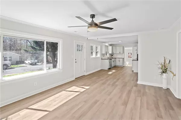 1618 Bridge ST Lexington, NC 27292