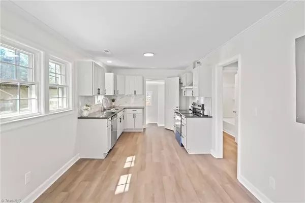 1618 Bridge ST Lexington, NC 27292