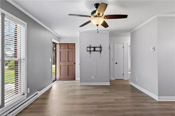 King, NC 27021,109 Ravenwood CT