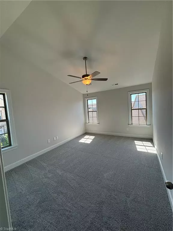 Mebane, NC 27302,1041 Beechcraft DR