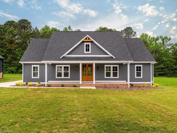 4037 Mebane Oaks RD, Mebane, NC 27302