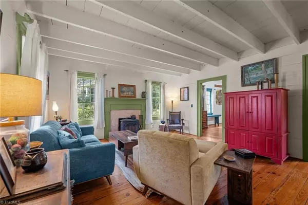 Burlington, NC 27217,2409 Hodges RD