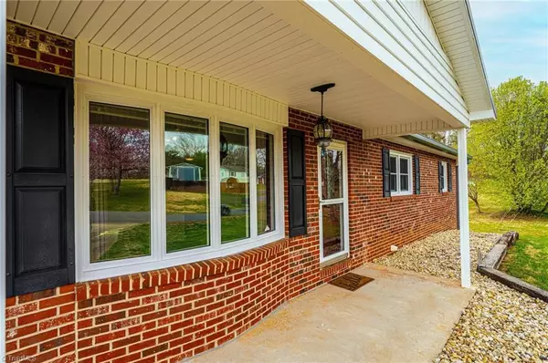 Granite Falls, NC 28630,2107 Woodside TER