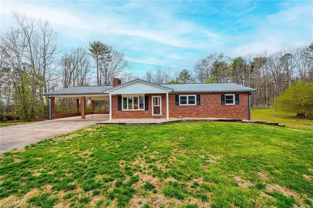 Granite Falls, NC 28630,2107 Woodside TER