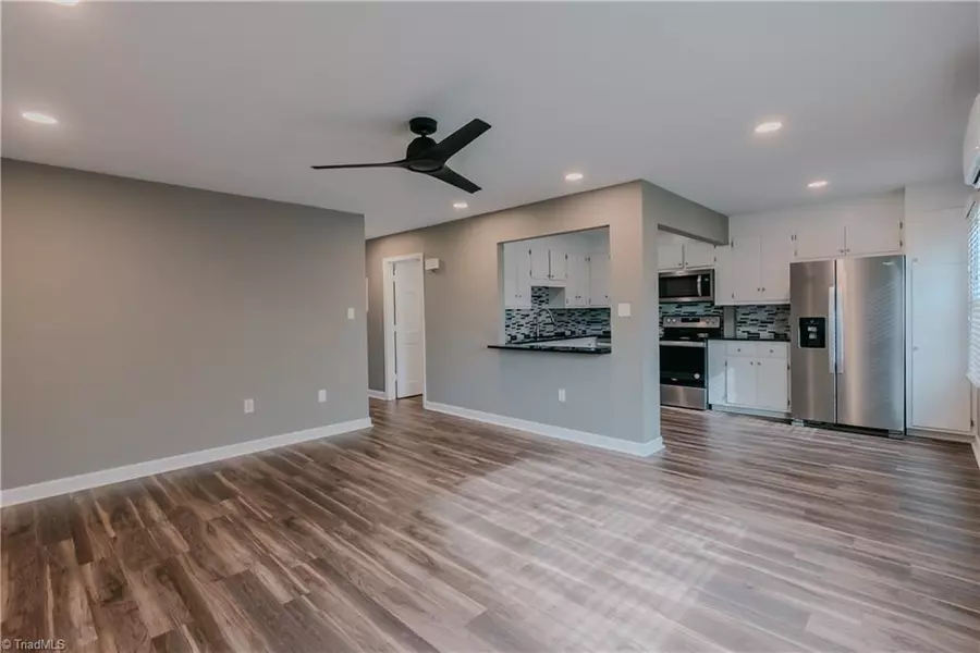 1709 N Main ST, Mount Airy, NC 27030