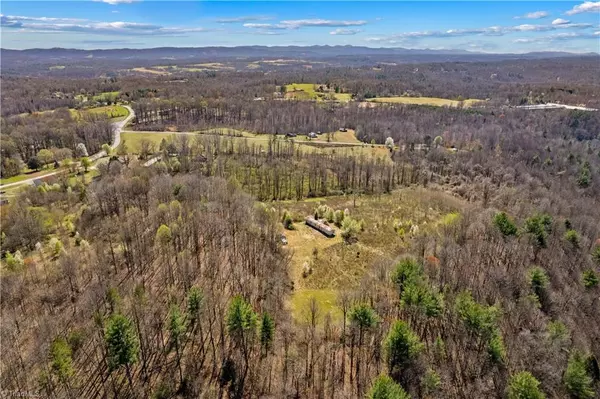 Roaring River, NC 28669,1643 White Plains RD