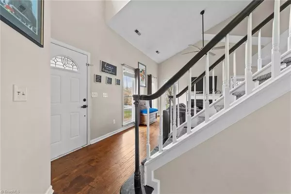 King, NC 27021,270 Winfield DR