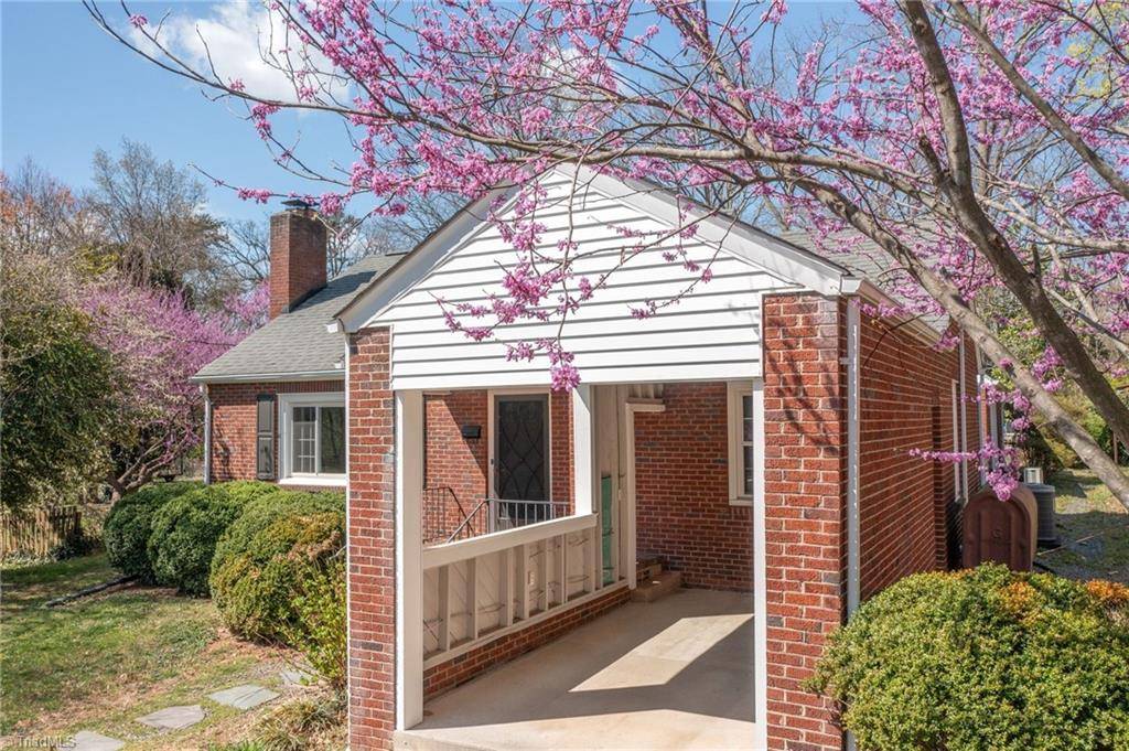 Winston-salem, NC 27106,153 Rosedale CIR