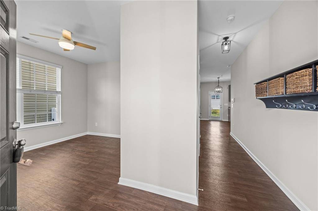 Burlington, NC 27215,4044 Dunkirk DR