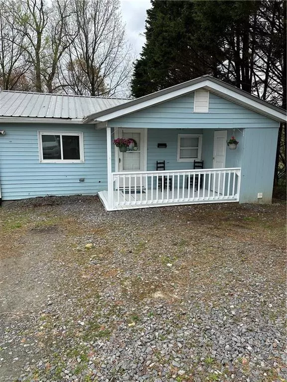 Mount Airy, NC 27030,2207 Haystack RD