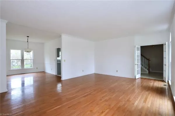 High Point, NC 27265,3313 Sparrowhawk DR