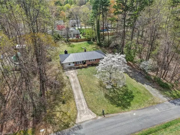 Pfafftown, NC 27040,4334 Wesmar DR