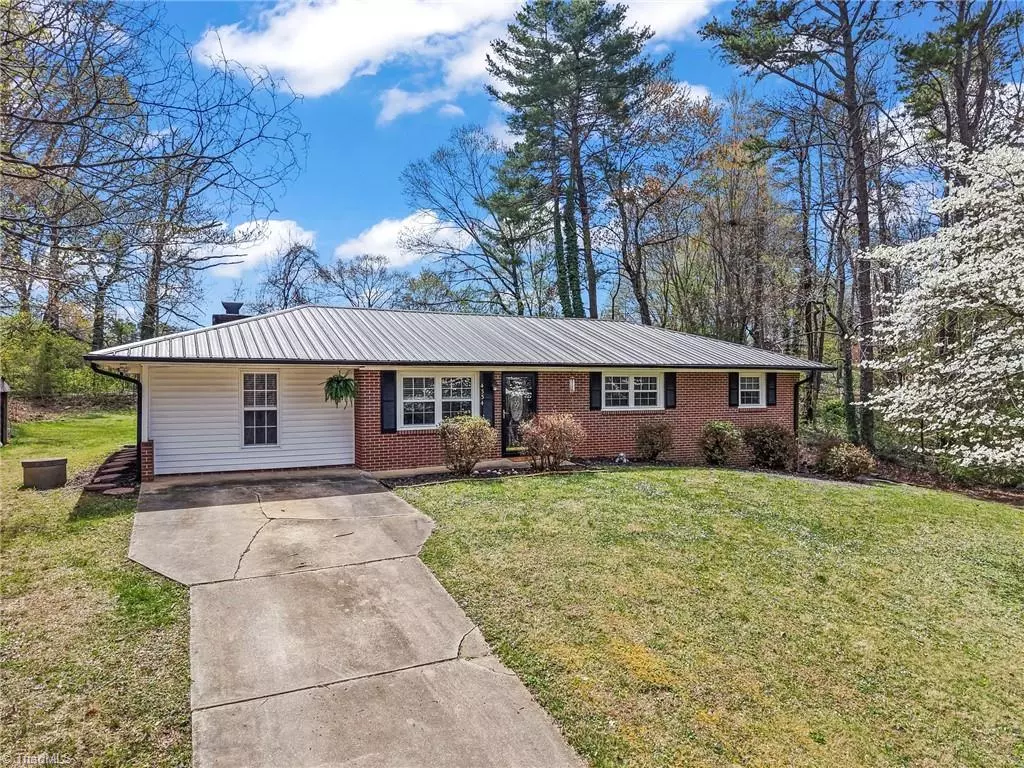 Pfafftown, NC 27040,4334 Wesmar DR