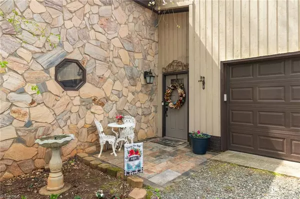 Pleasant Garden, NC 27313,3742 Fieldview RD