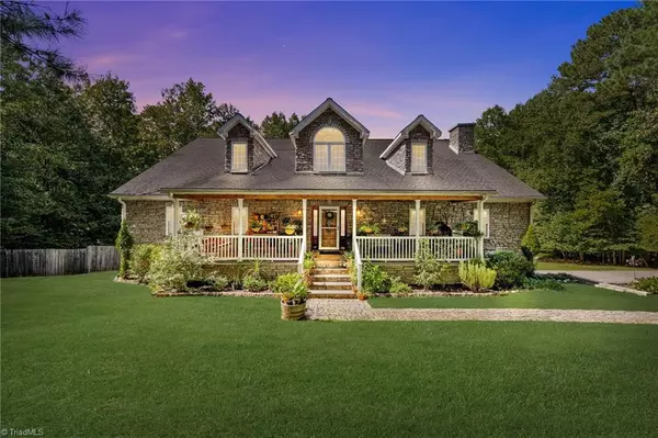 Asheboro, NC 27205,1402 Viewmont DR