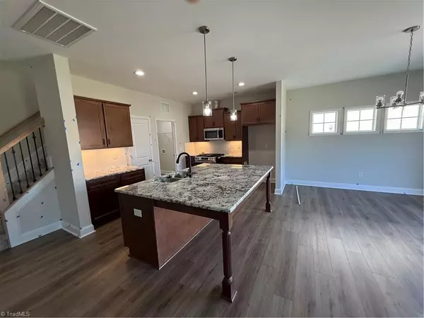 Kernersville, NC 27284,1573 Dappledown ST #52