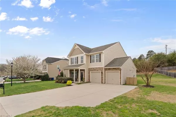 Pfafftown, NC 27040,4227 Lochurst DR