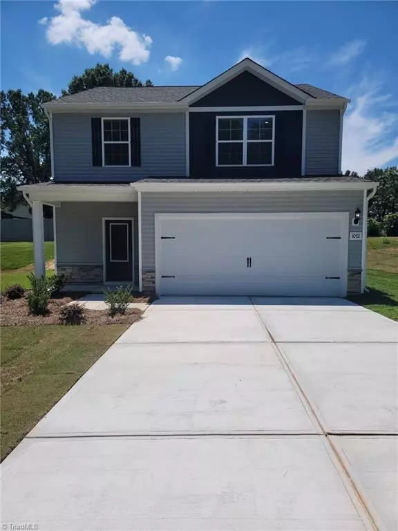 Winston-salem, NC 27127,1072 Russell DR