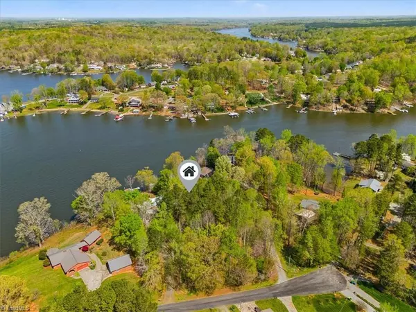 Lexington, NC 27292,107 Reid DR