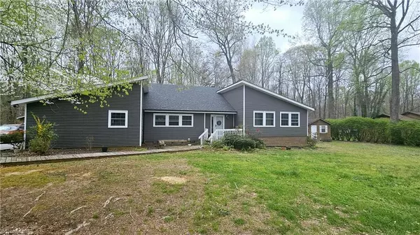 4660 Tallwood DR, Trinity, NC 27370