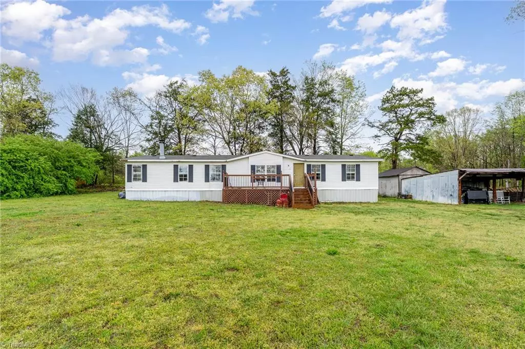 Mocksville, NC 27028,149 Paw Paw LN
