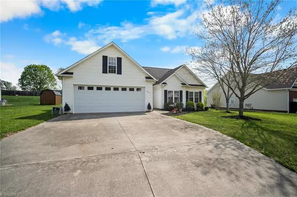 Mocksville, NC 27028,247 Summit DR