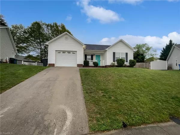 582 Bost XING,  Kernersville,  NC 27284